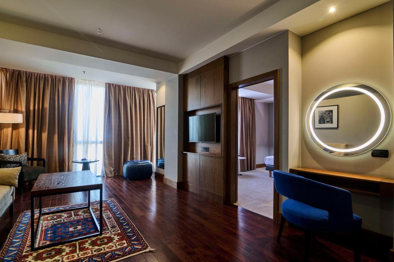 Отель Radisson Blu 5*